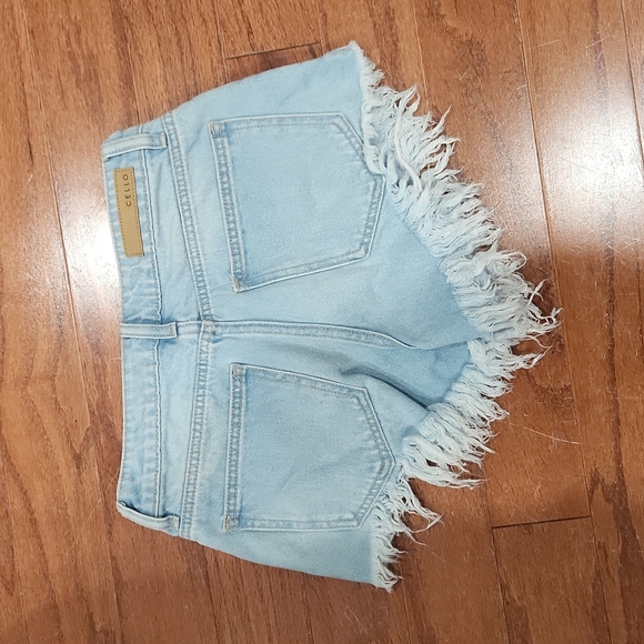 Cello‎ jean shorts - Picture 2 of 3